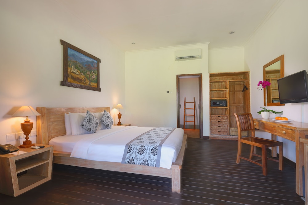 CLASSIC, SUPERIOR, DOUBLE OR TWIN BED