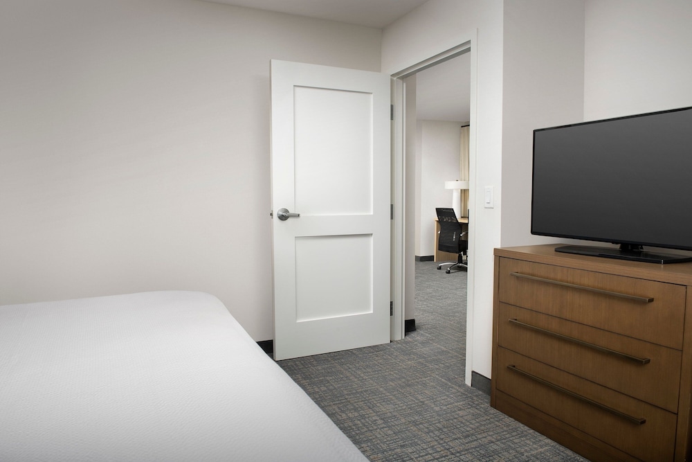 Residence Inn by Marriott Lubbock-University Area 66/72