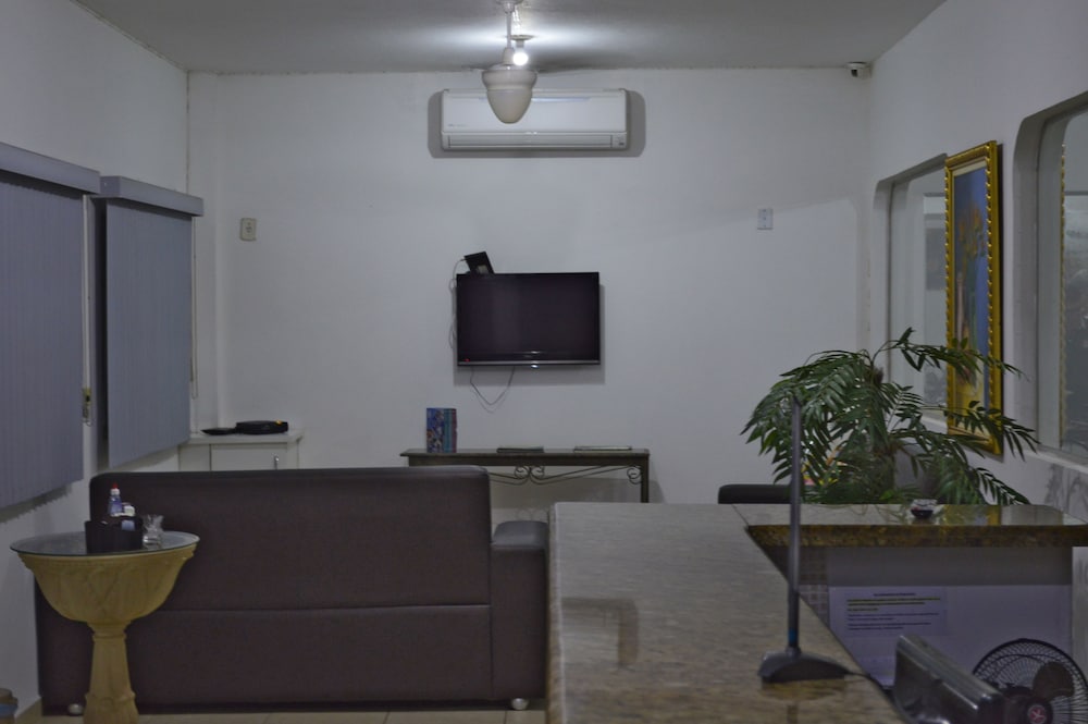 Richard Hotel 20/23