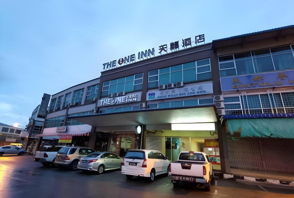 One Inn Bintulu 3/10