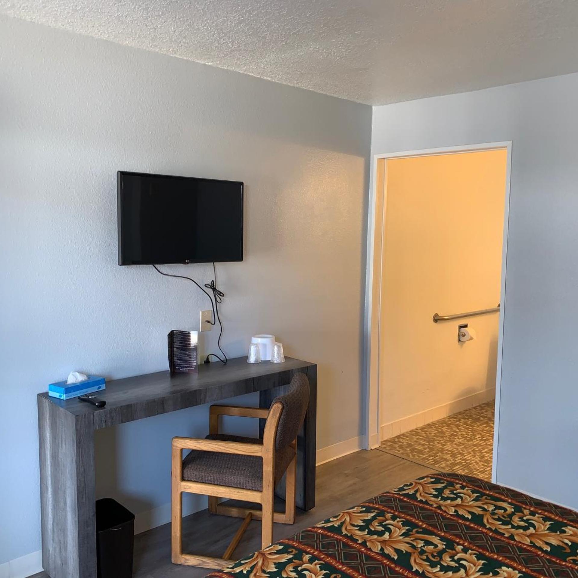 EZ 8 Motel Old Town 16/24