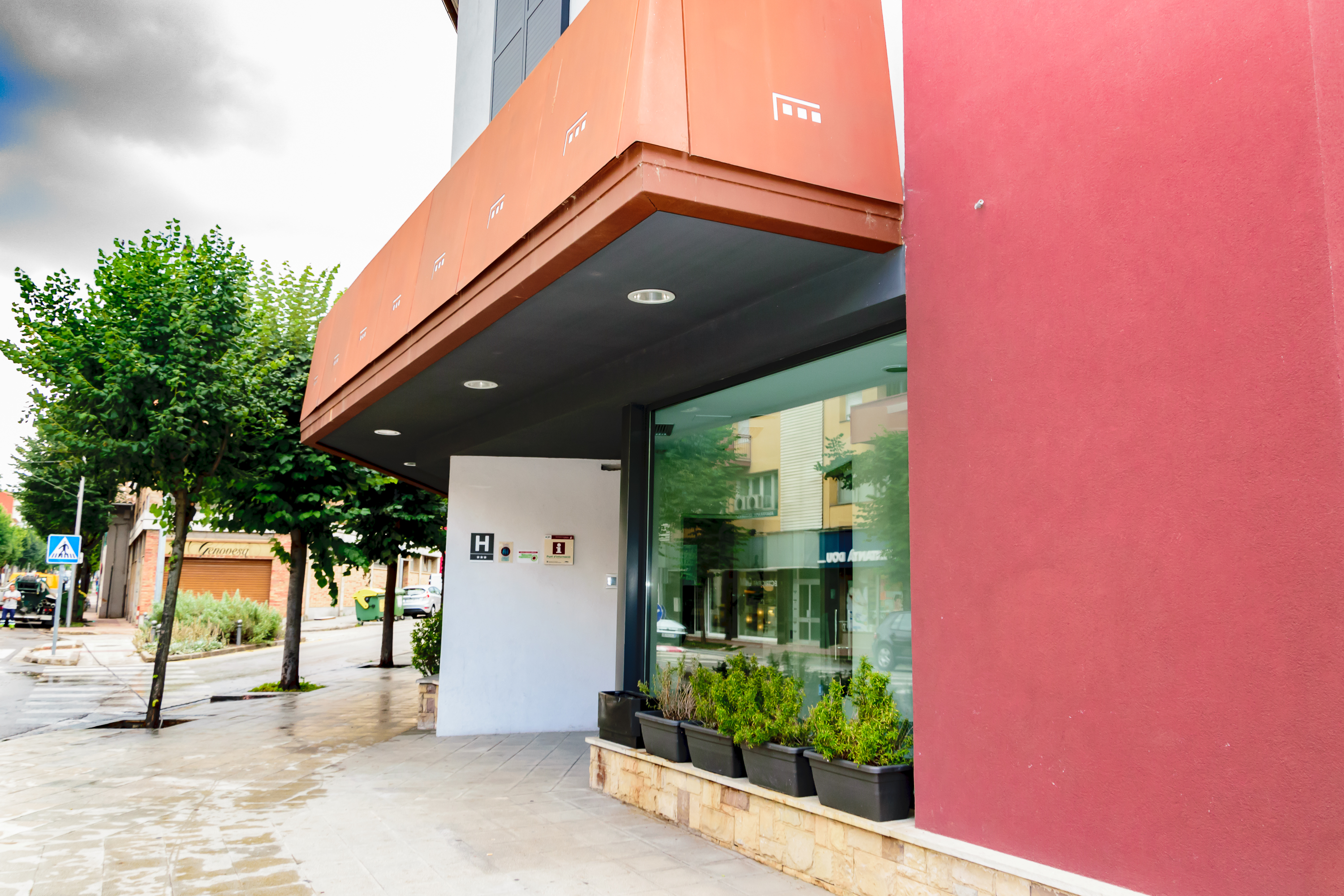 ESTACIO HOTEL 4/50
