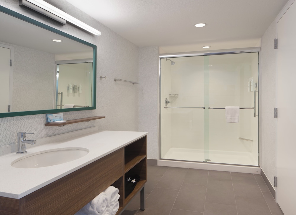 Home2 Suites by Hilton Texarkana 24/24