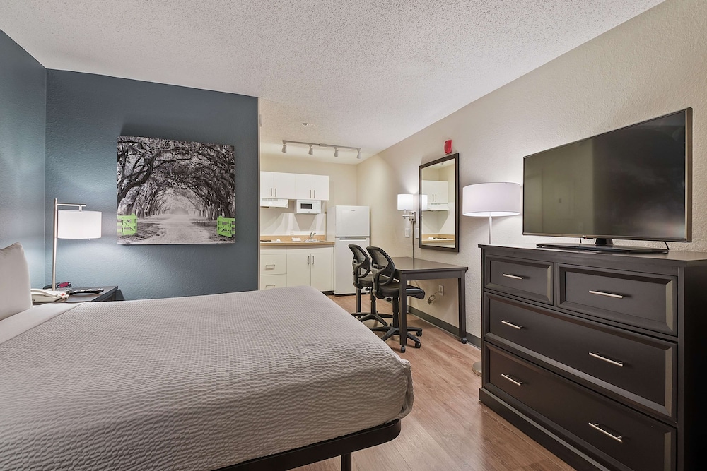 Extended Stay America - Miami - Airport - Blue Lagoon 28/43
