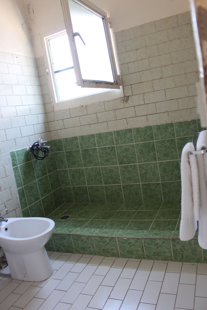 Hotel Beausejour Mirabel 25/27