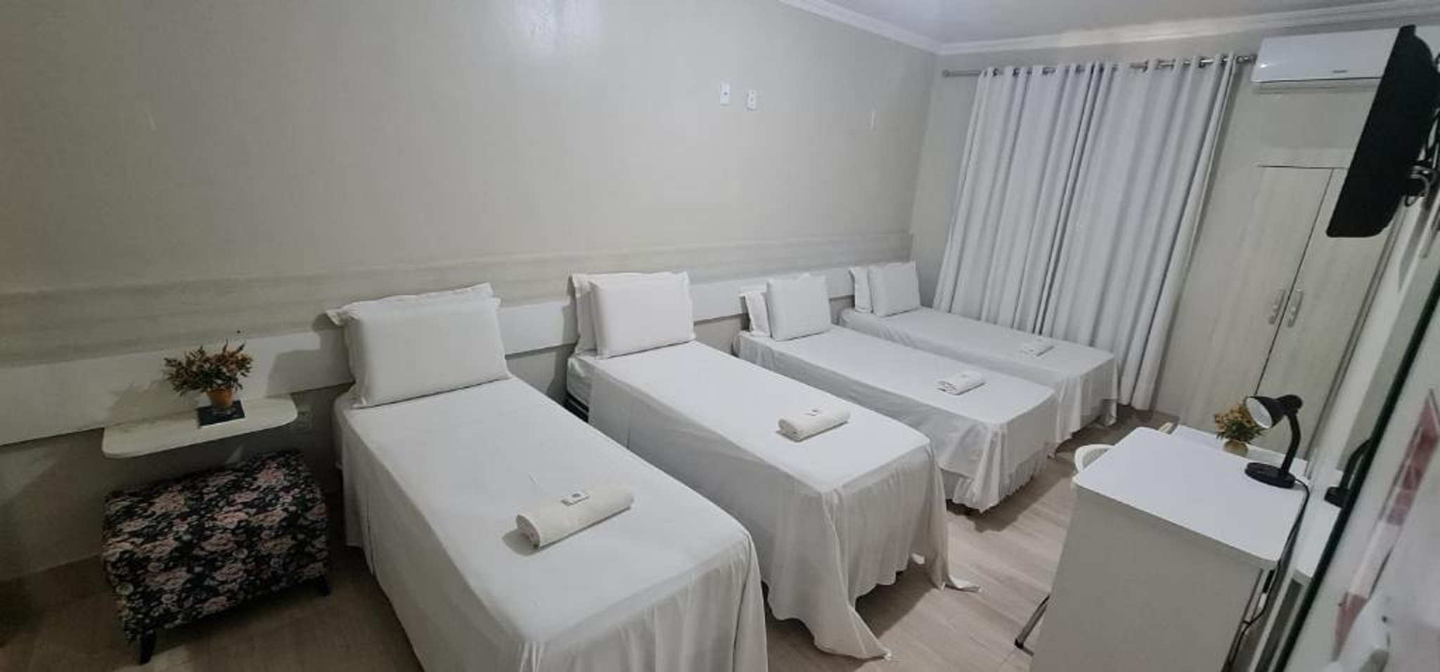 Faixa Hotel 16/35