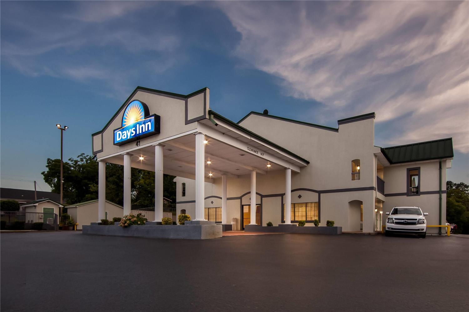 Days Inn by Wyndham Lexington 4/25