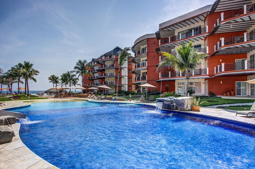 Vivo Resorts 42/50