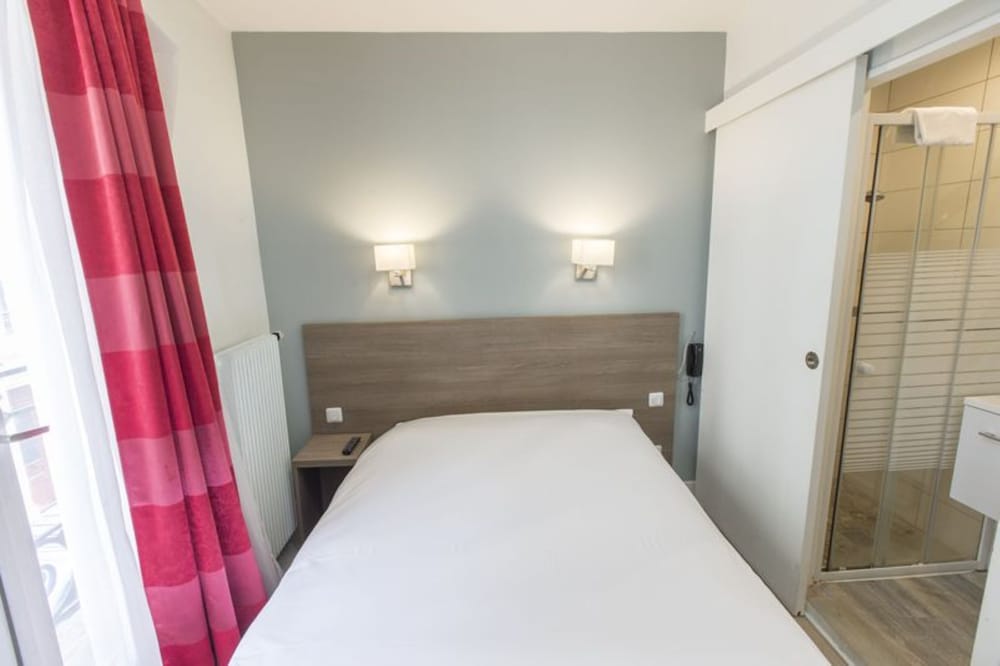 Huni Hotel 12/32