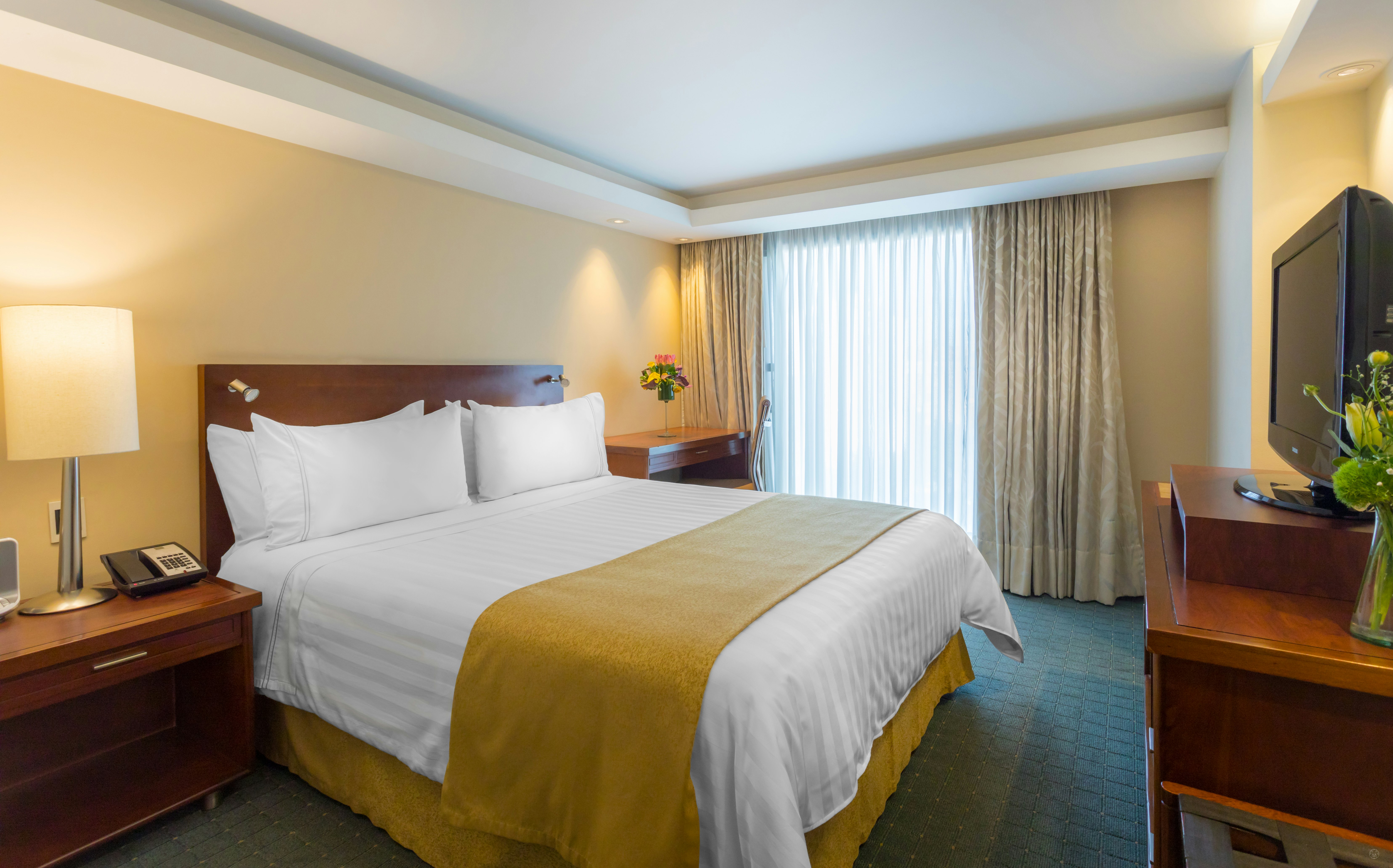 Ghl Capital Hotel 16/42