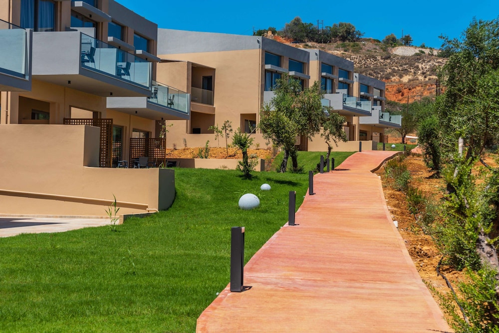 Kiani Beach Resort 48/50