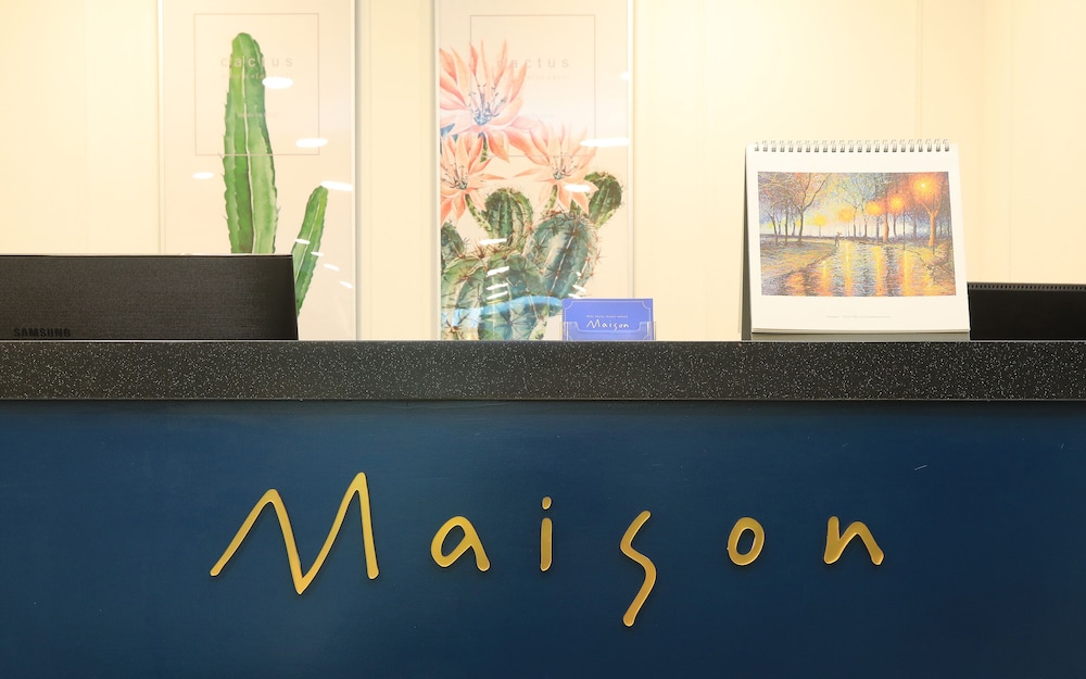 Maison Mini Hotel & Guesthouse 15/24