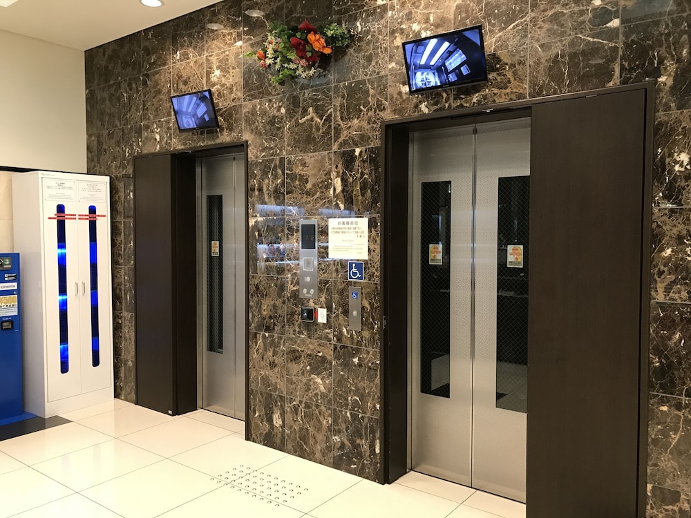 Toyoko Inn Osaka Hommachi No.2 8/40