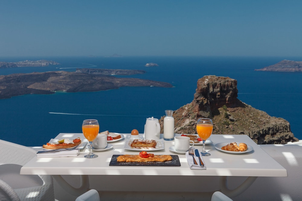 Tholos Resort 48/62