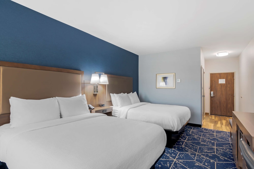 Best Western Plus St Louis Airport Hotelbest Western Plus St Louis Airport Hotel 21/36