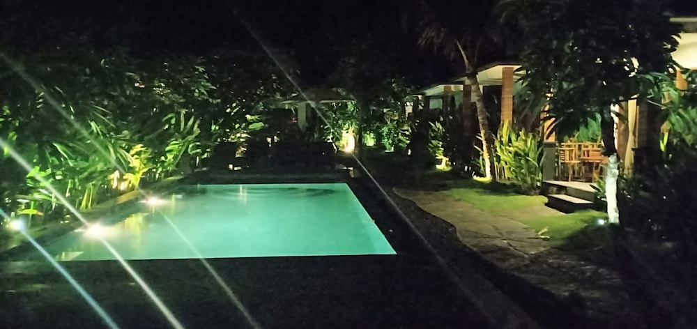 Singabu Bungalows 34/50