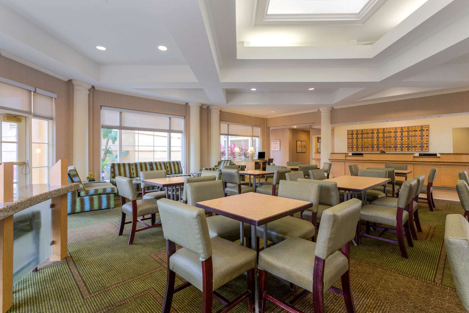 La Quinta Inn & Suites by Wyndham Lakeland West 15/23