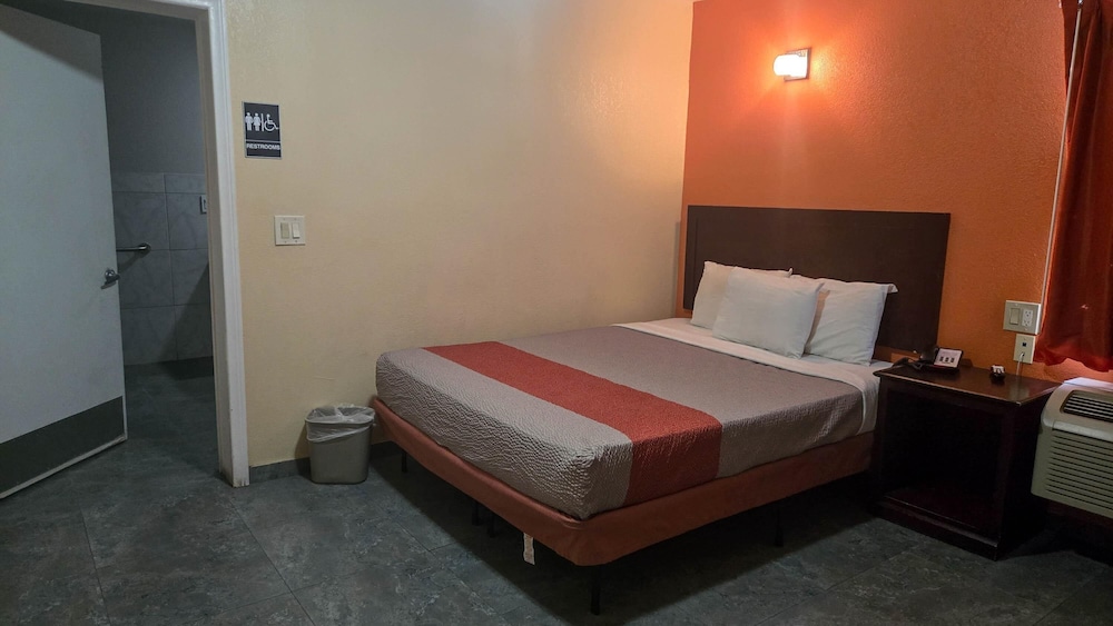 Motel6 Blythe, CA - South 29/71