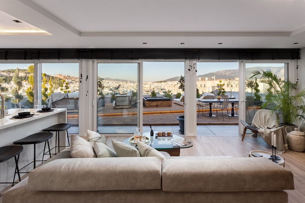 Supreme Luxury Suites By Athens Stay 47/67