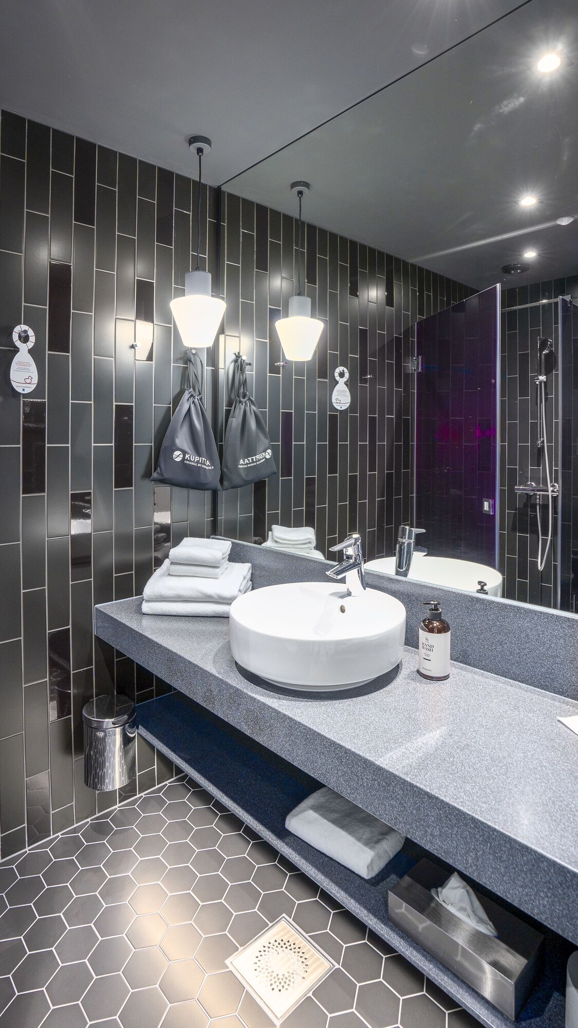 غرفة قياسية بسرير كينج مع سرير إضافي، Original Sokos Hotel Kupittaa 8/8