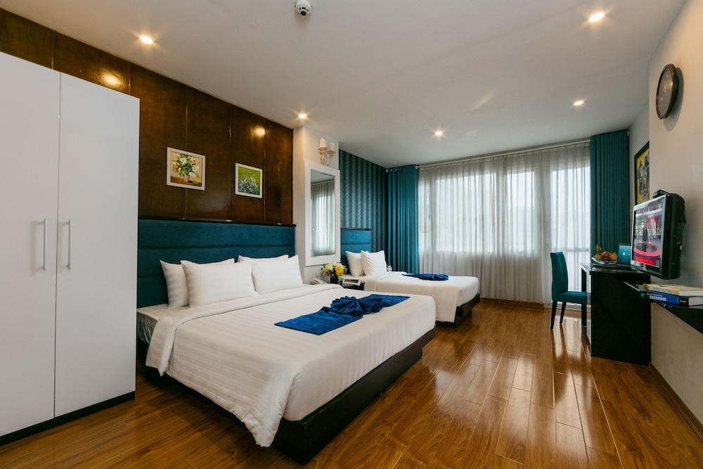 Diamond Legend Hotel 16/65