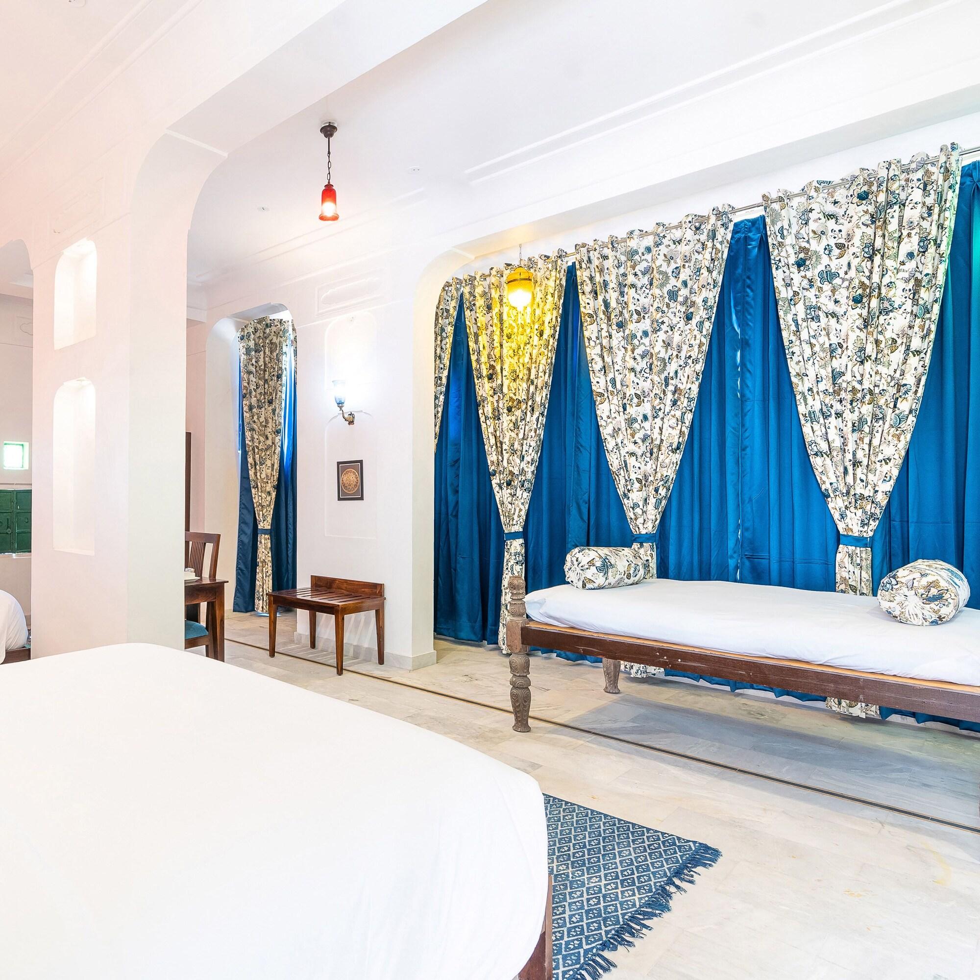 Bloom Boutique - Chelon Haveli 33/47