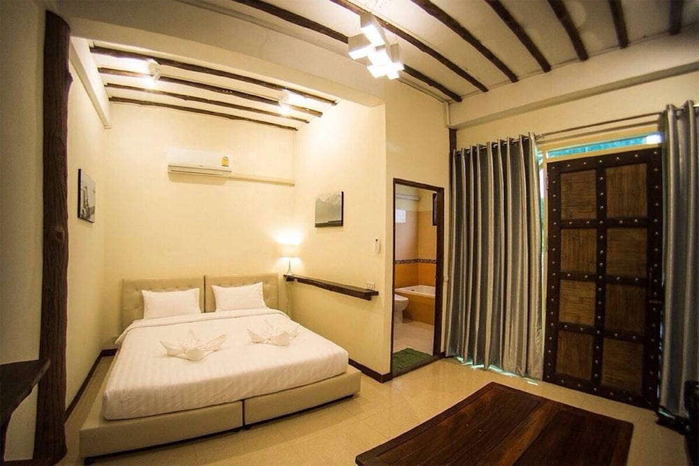 Rao Ga Khao Resort 4/50