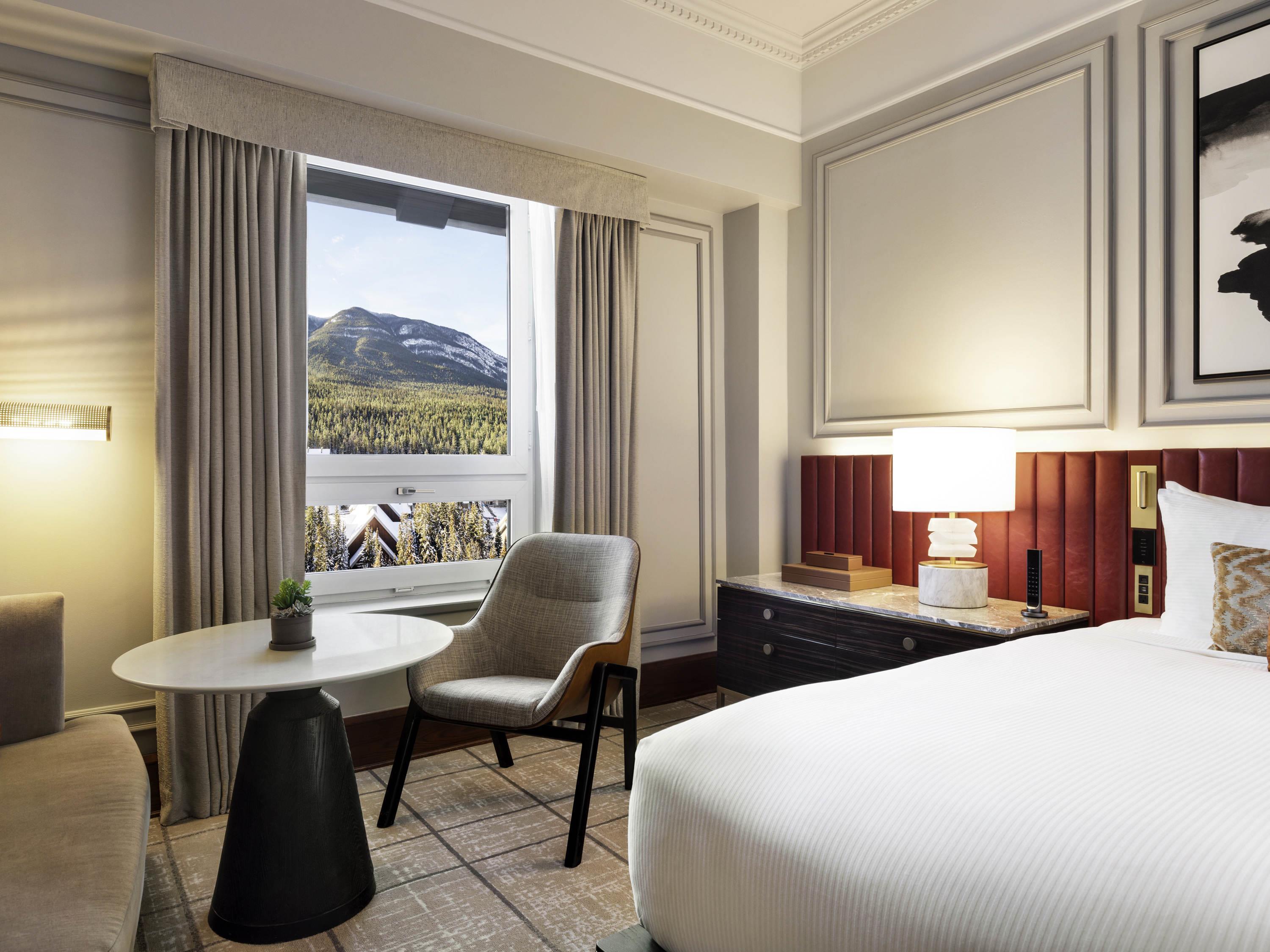 Fairmont Gold, 2 Queen Beds, with View