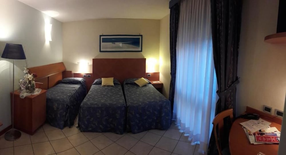 Albergo Centrale Bologna 21/79