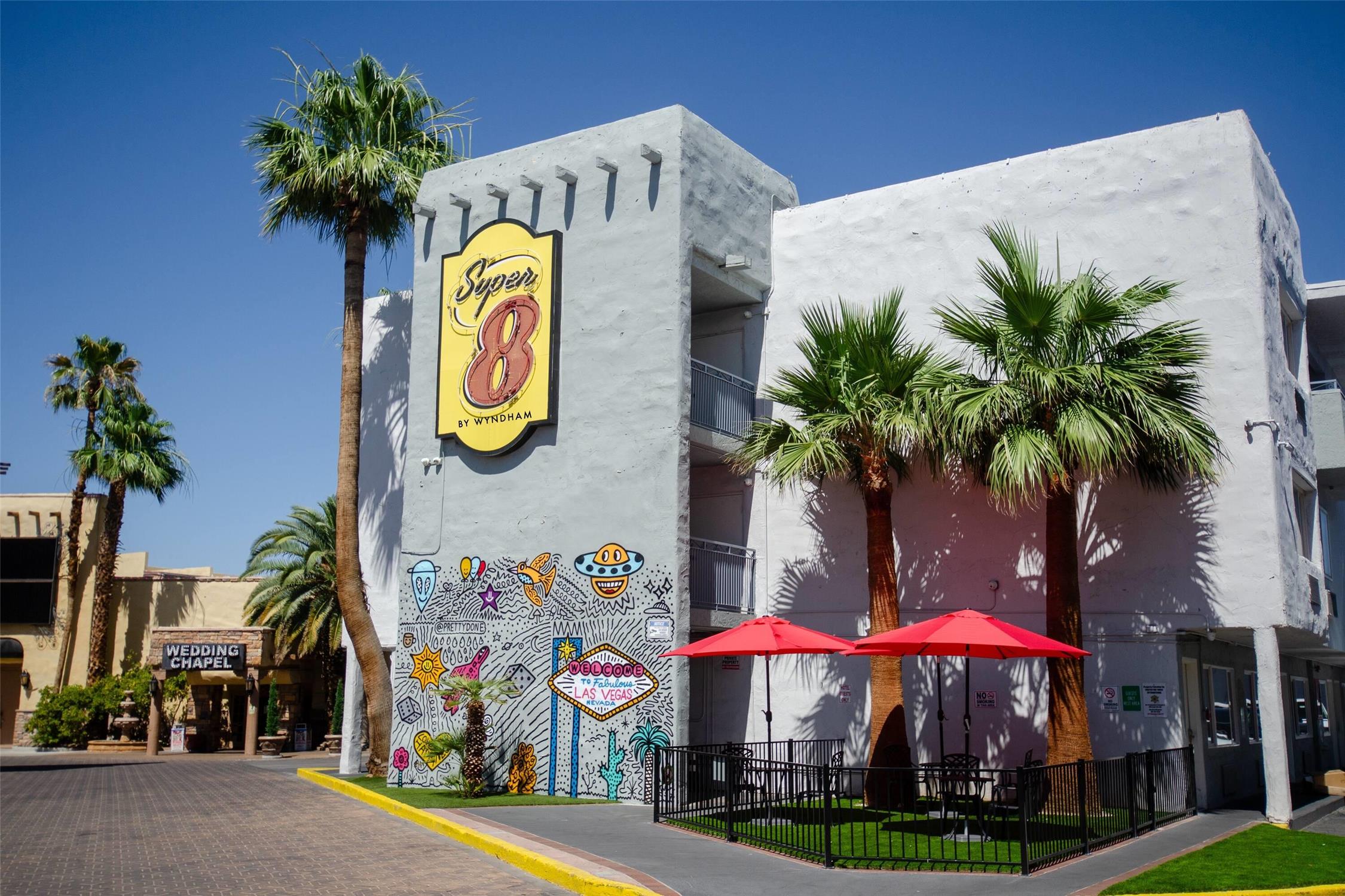 Super 8 By Wyndham Las Vegas North Strip/Fremont St. Area 9/12