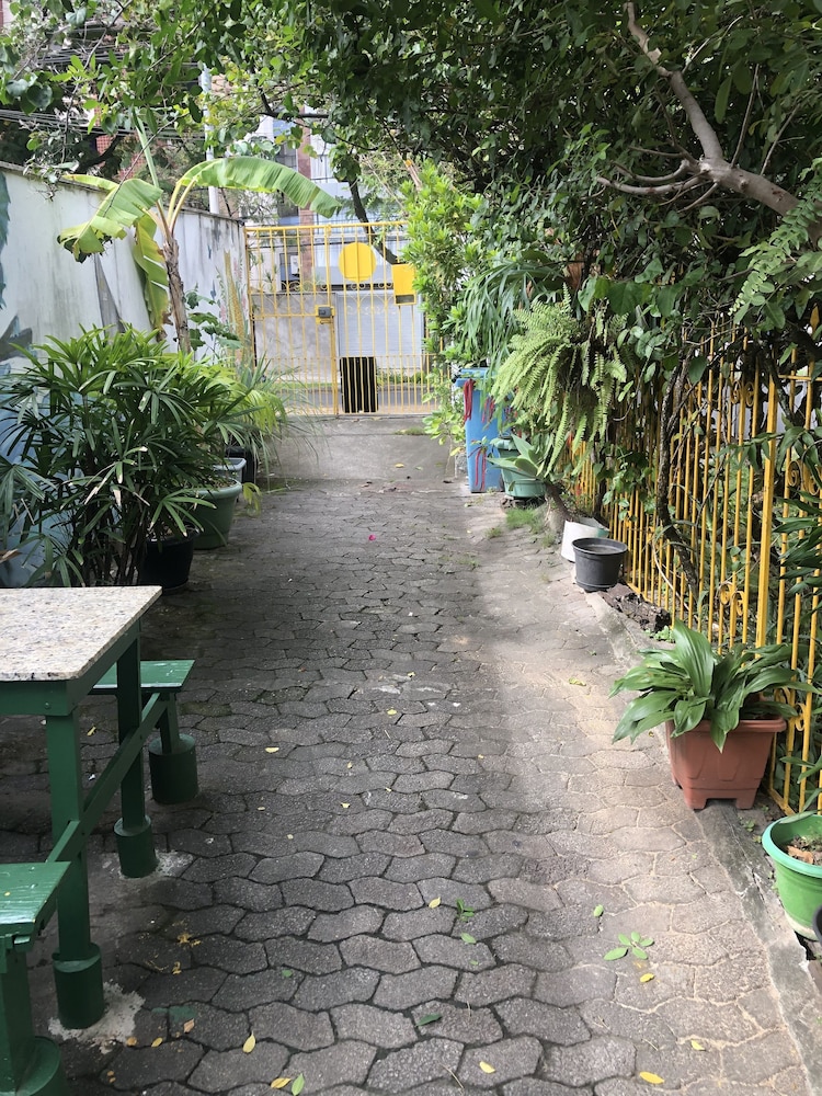 Onça Da Praia Hostel 40/50