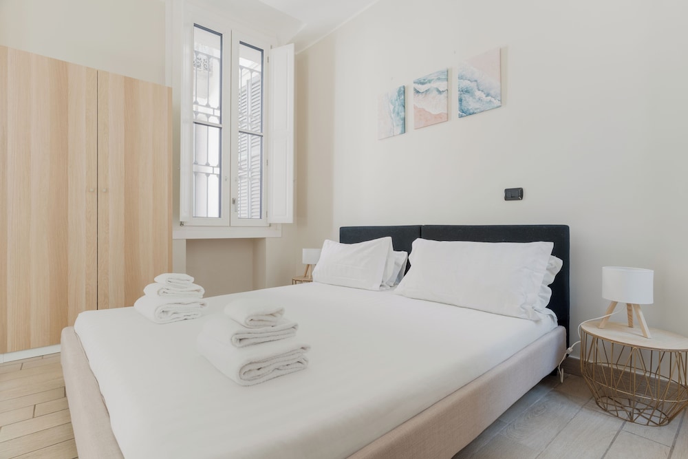 Brera Apartments In Nerino 9/50