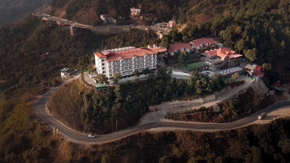 Deventure Shimla Hills 44/50