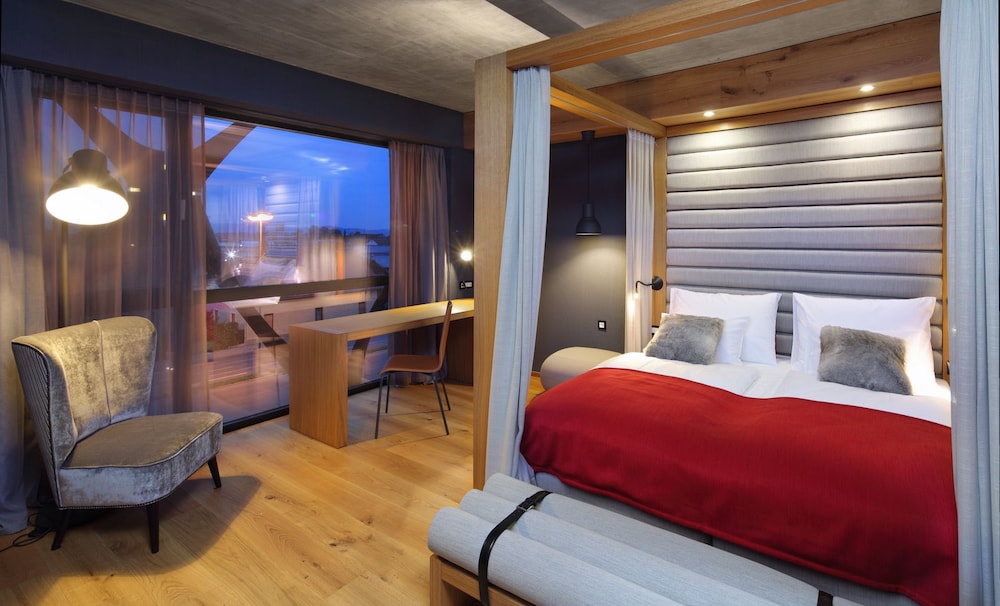 Hotel Nox 33/69