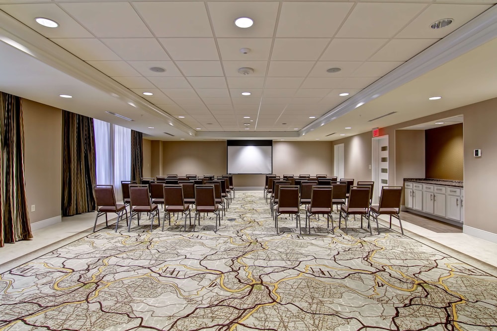 Homewood Suites by Hilton Cincinnati-Downtown 60/73