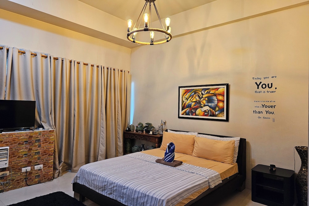 PRS at One Palm Tree Villa near Airport 27/60