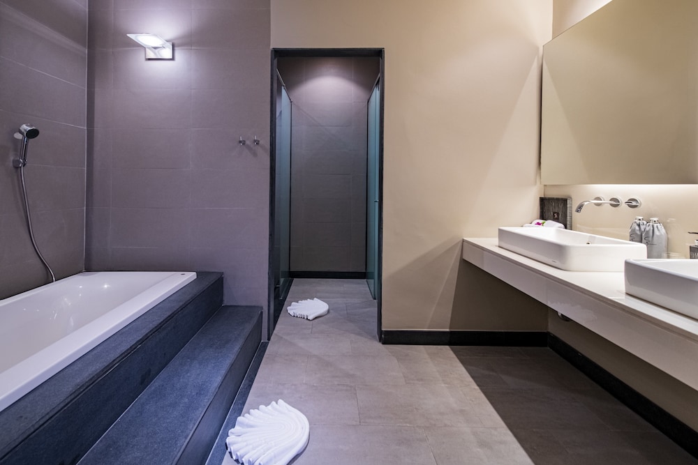 Cape Sienna Phuket Gourmet Hotel Villas 75/75