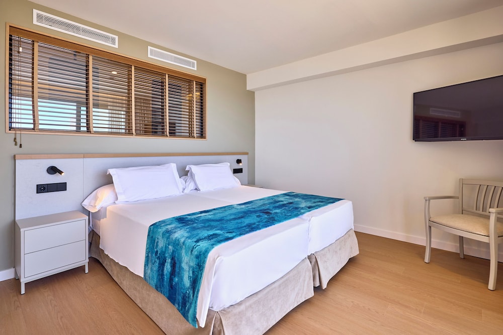 SUITE, SEA VIEW, BALCONY