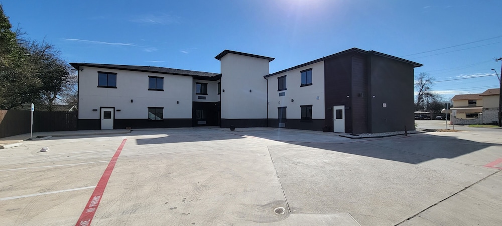 Americas Best Value Inn San Antonio Downtown Riverwalk image