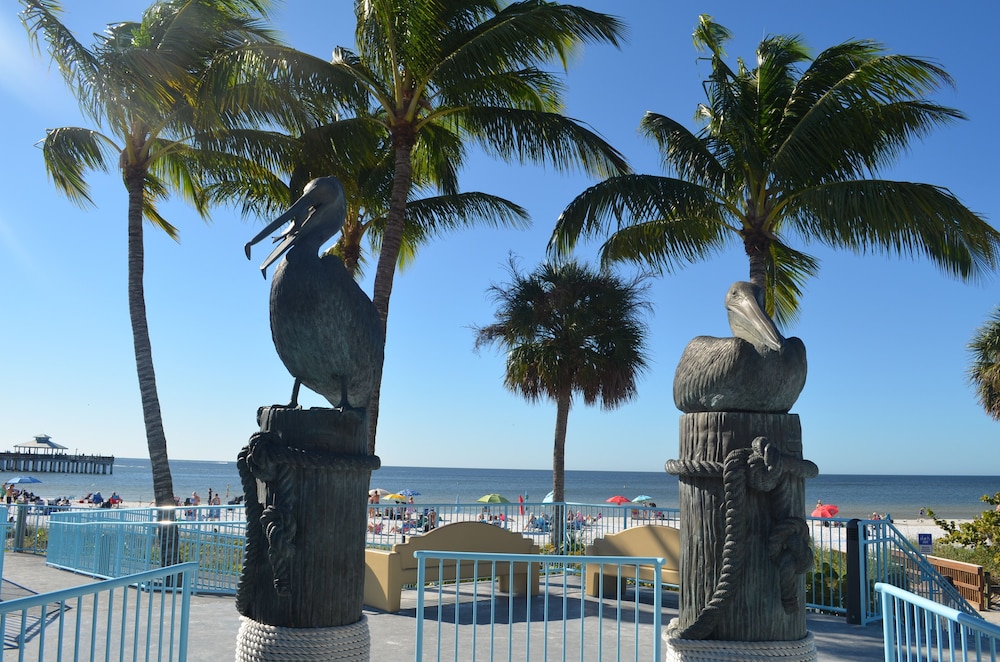Fort Myers Luxury Vacation Condo 40/47
