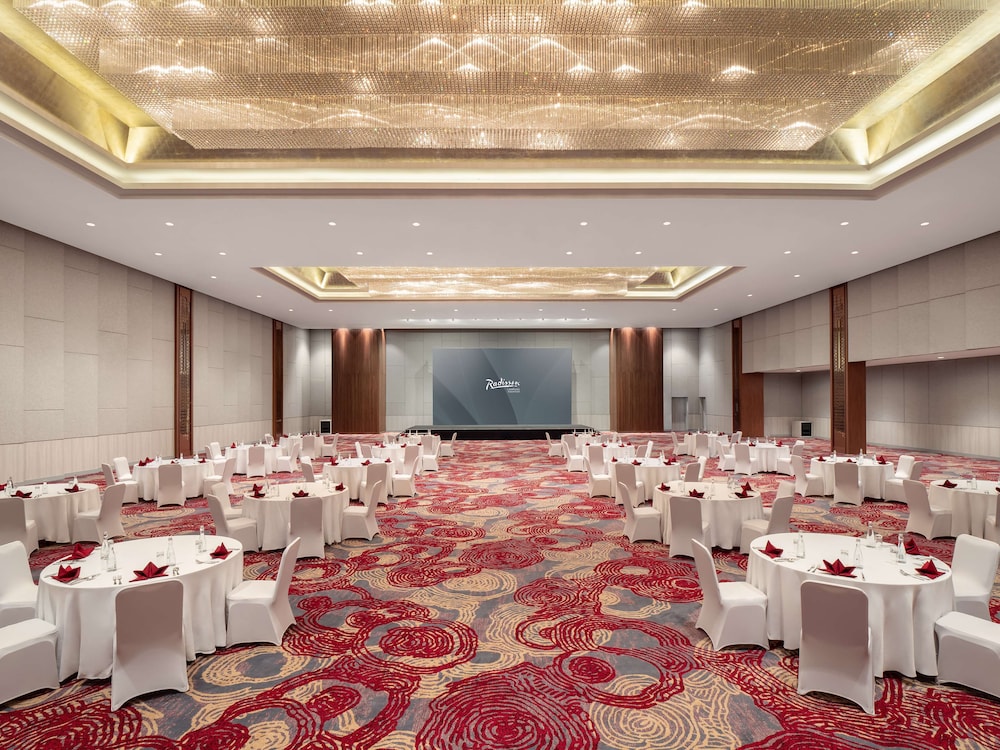Radisson Lampung Kedaton 67/76