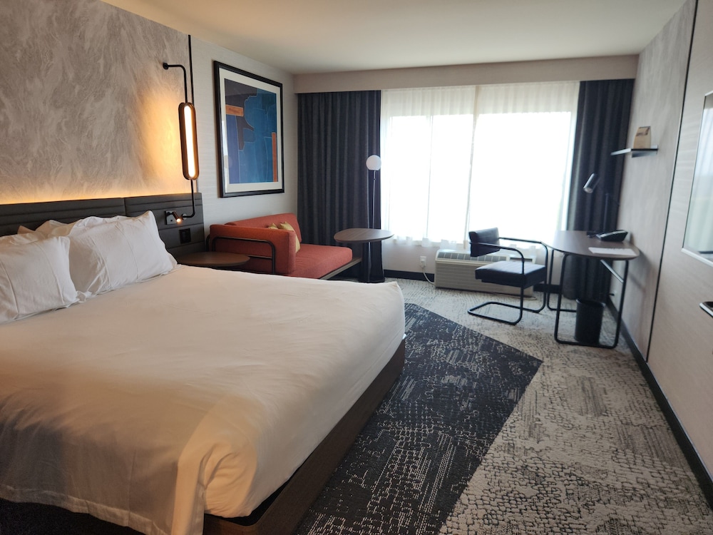 Novotel Toronto Vaughan 11/65