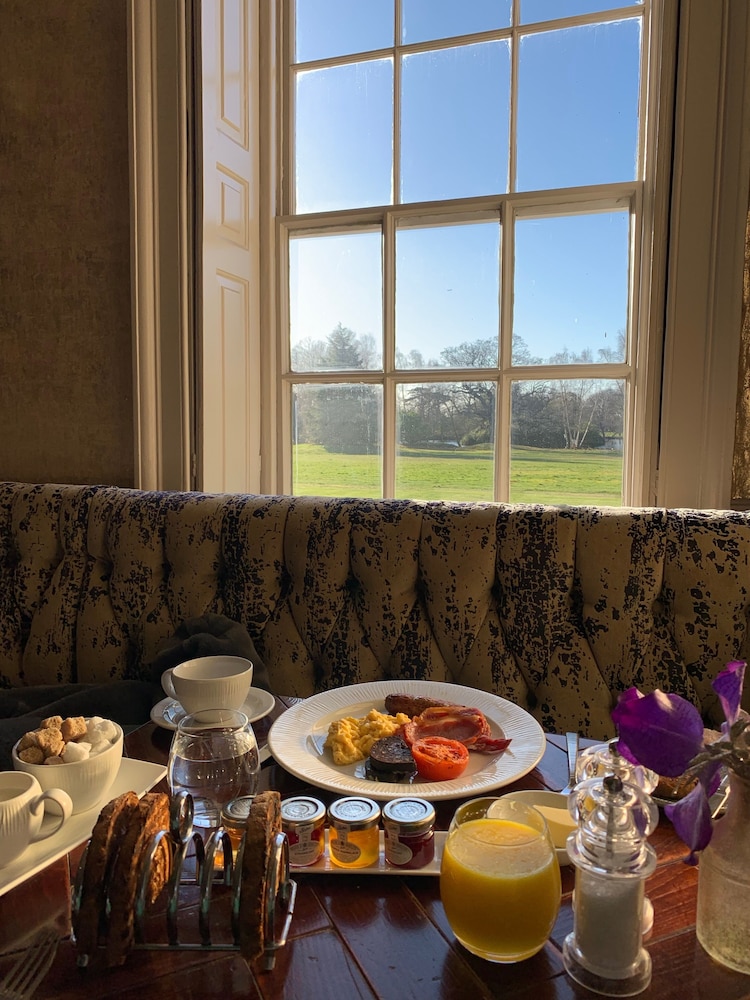 Stoke Place Hotel 44/59