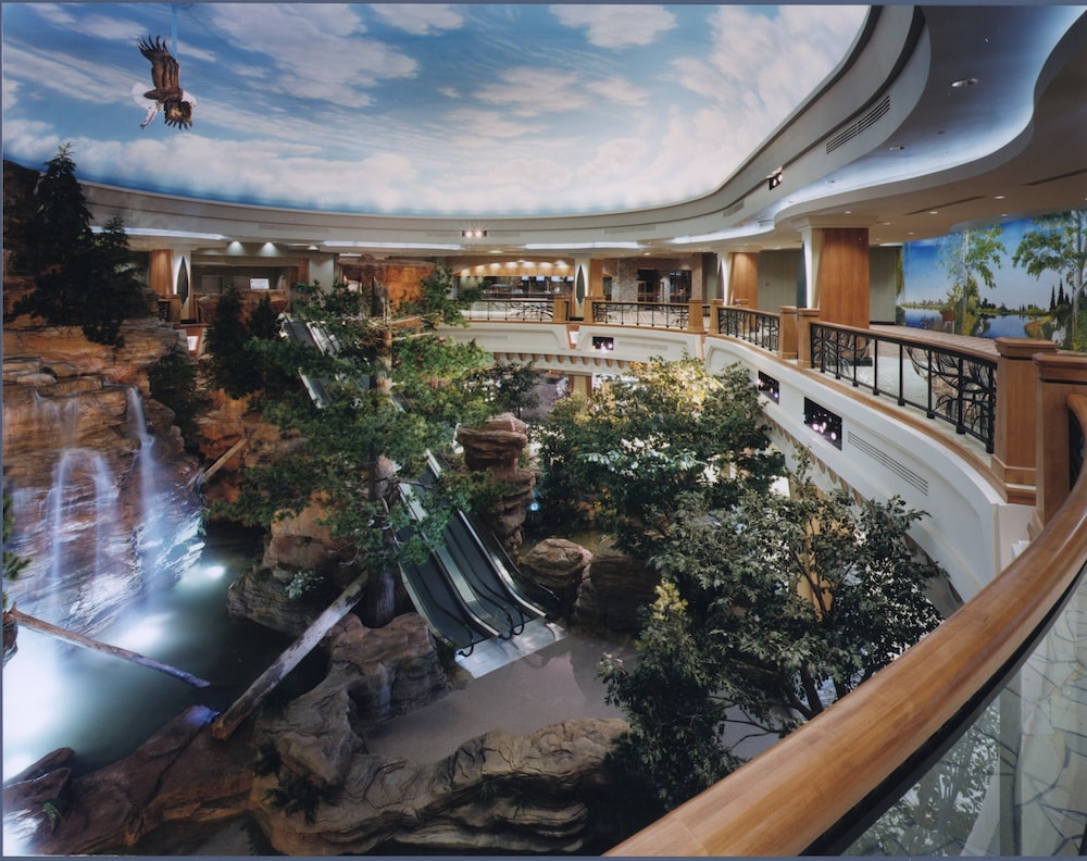 Ho-Chunk Gaming Wisconsin Dells 48/50