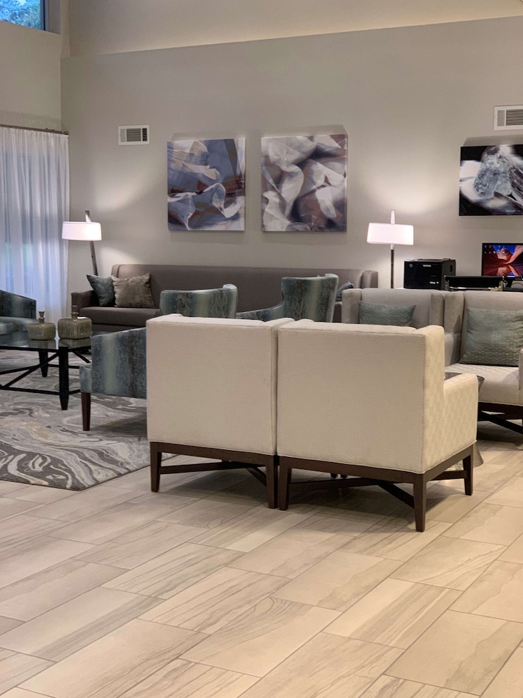 Best Western Tallahassee-Downtown Inn & Suites 5/28