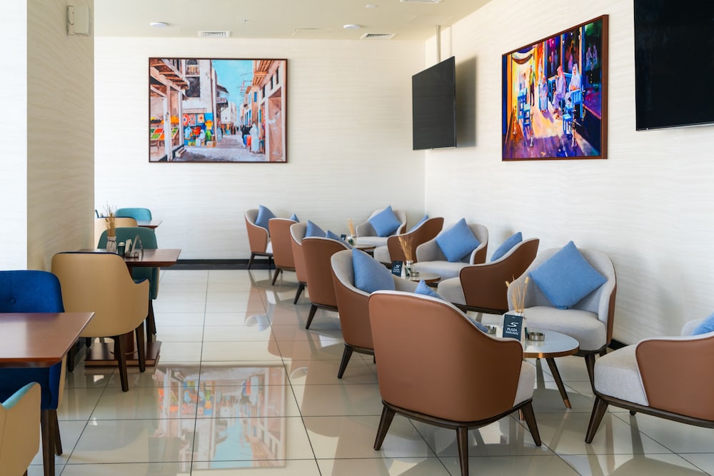 S Plaza Suites Hotel 51/70