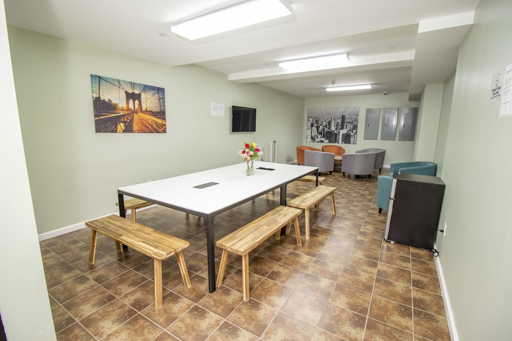 Canal Loft Hotel 48/53