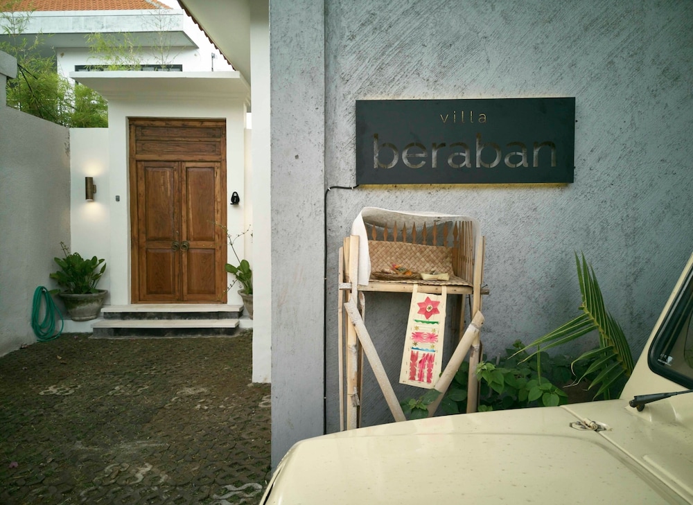 Villa Beraban Seminyak 6/50