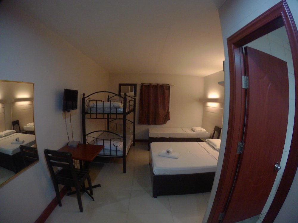 The Loft Inn 44/47