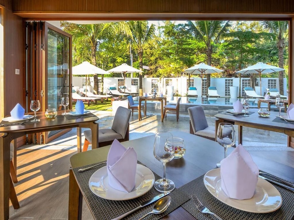 The Blossom Hoi An Ocean Front Hotel & Spa 33/50